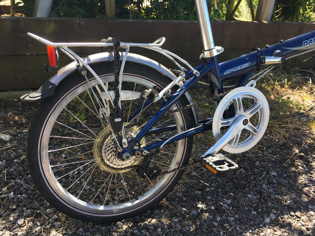 Dahon Speed D7 Folding Bike 7-Speed with brand specific carrier bag. DECENT