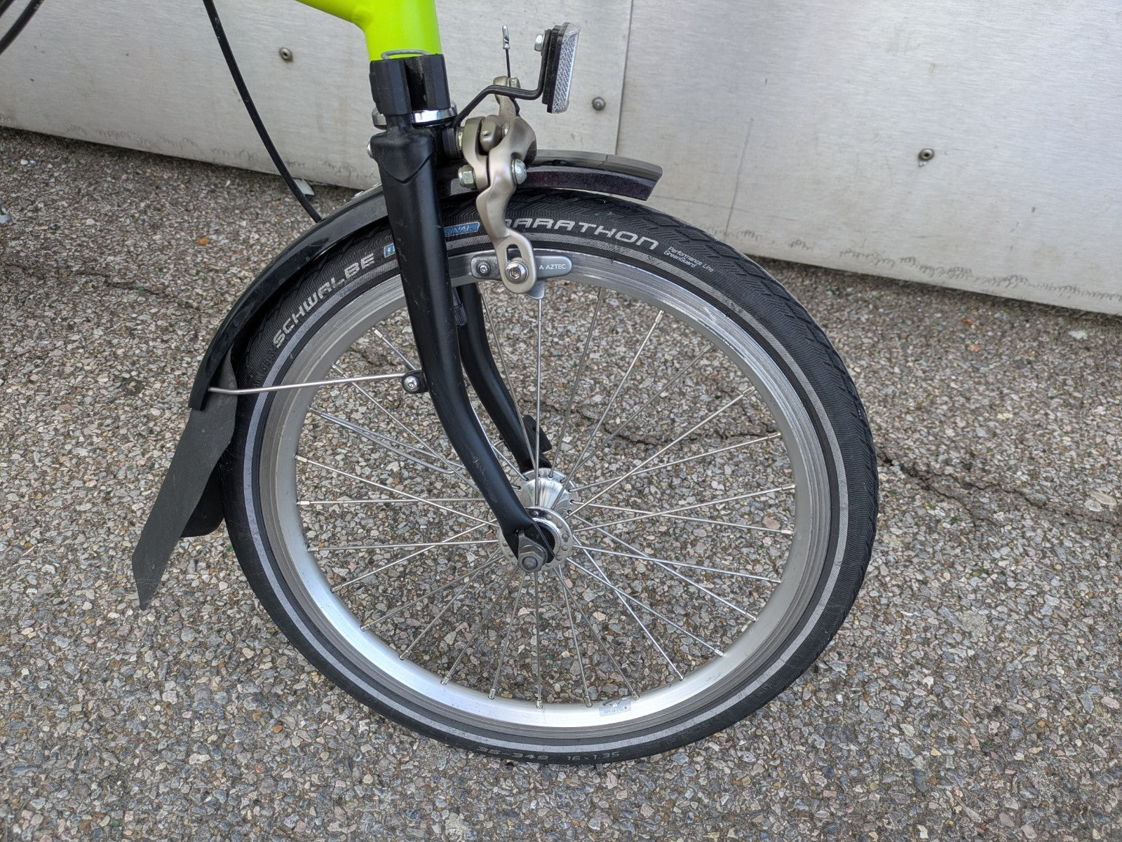 Bright Lime 6-speed Brompton - Leather Brookes Saddle - Tall Seat Post (S6L)