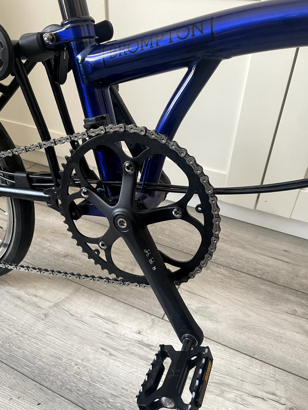 Brompton P-Line Urban - 4-Speed - Bolt Blue Lacquer