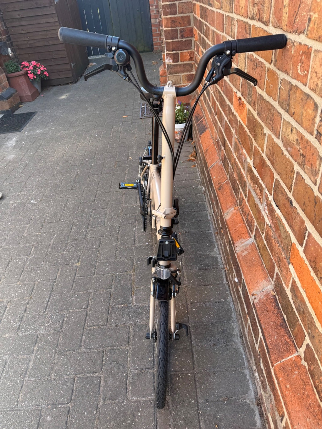 Brompton C-line Dune sand - folding bike