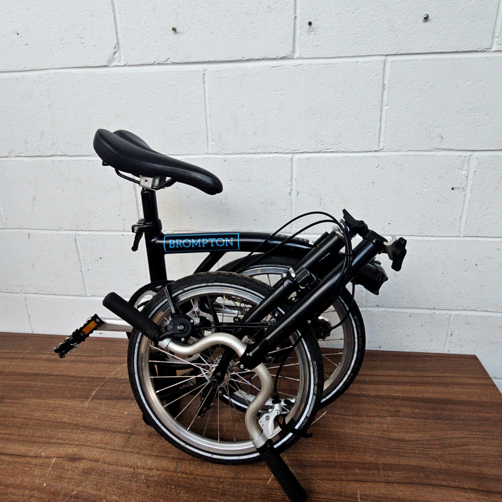 Brompton M3E Folding Bike 3-Speed – Professionally Serviced