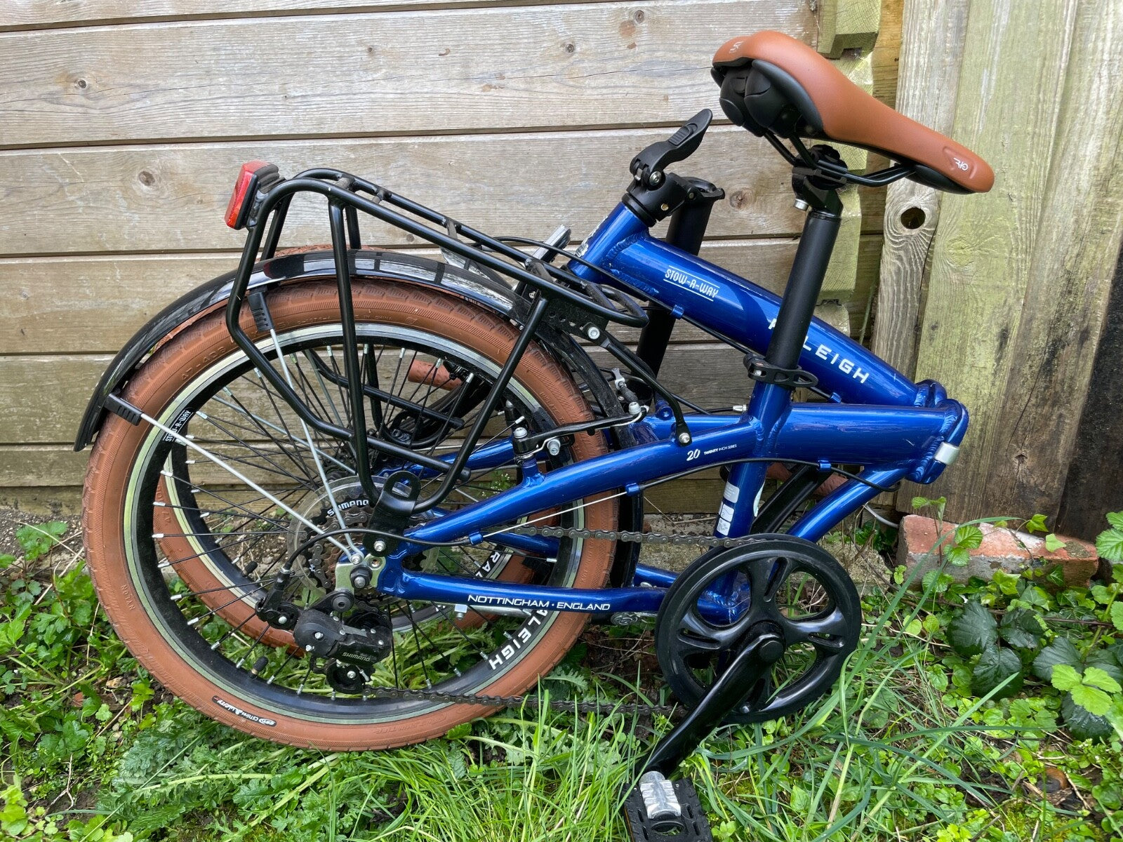 Raleigh Foldable Bike Stow A Way - Lightweight and compact.