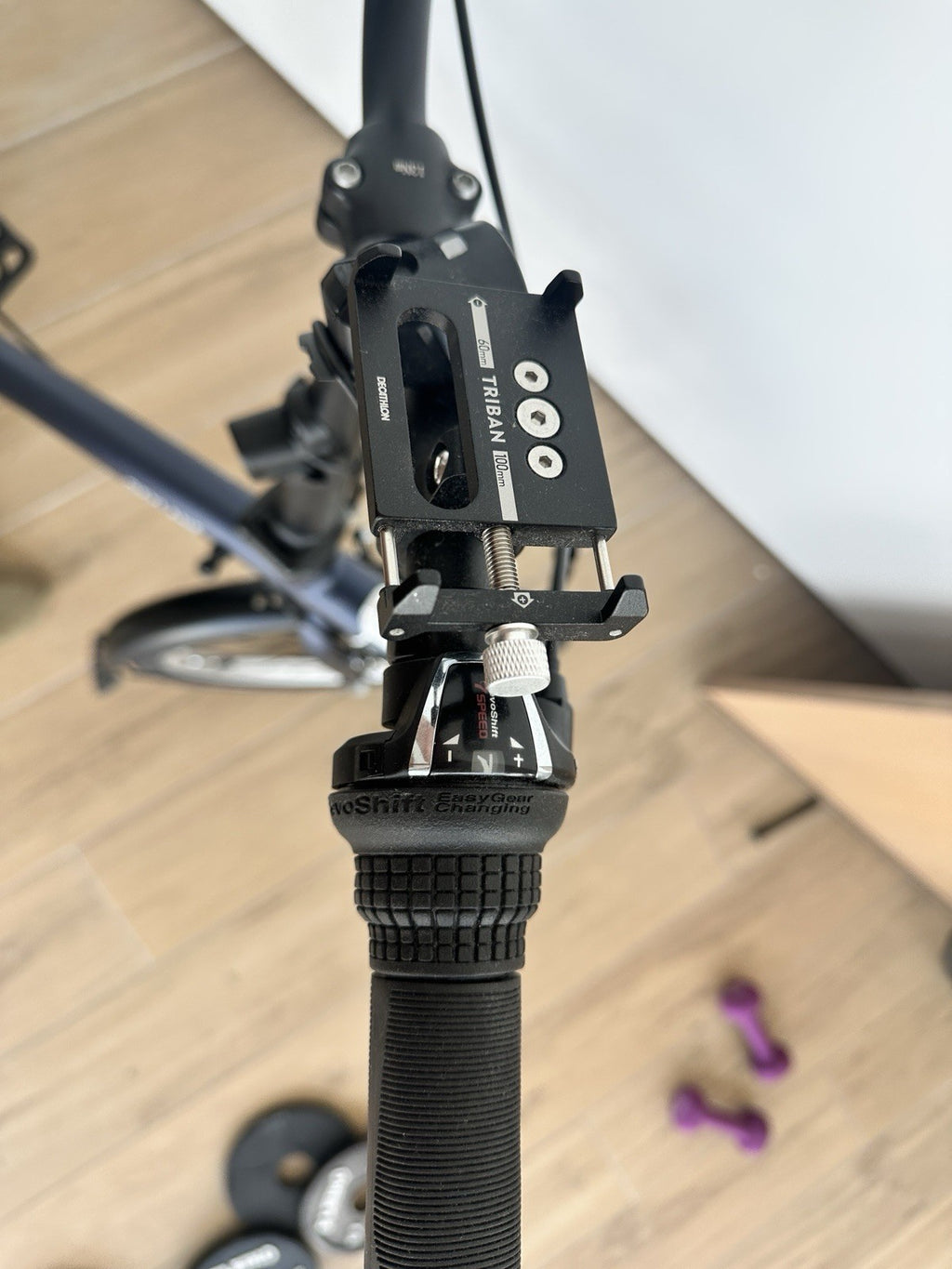 B'TWIN 500 20in Aluminium Folding Bike 7-Speed Dark Blue - Excellent Condition