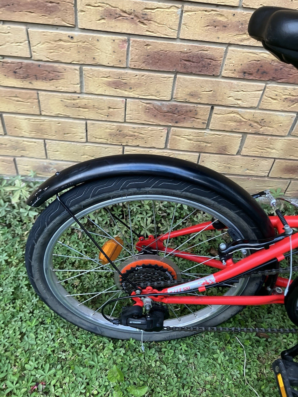 BTWIN Folding Bike 20″ | Urban Commuter Bicycle | 6-Speed Bike | Great for City