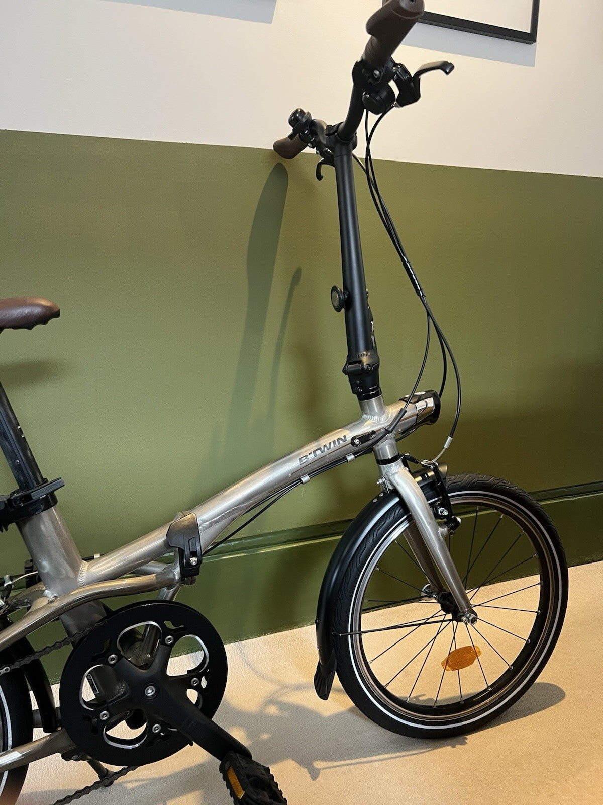 Decathlon BTwin Tilt 900 folding bike, 12kg aluminium, 9 speed (560 predecessor)
