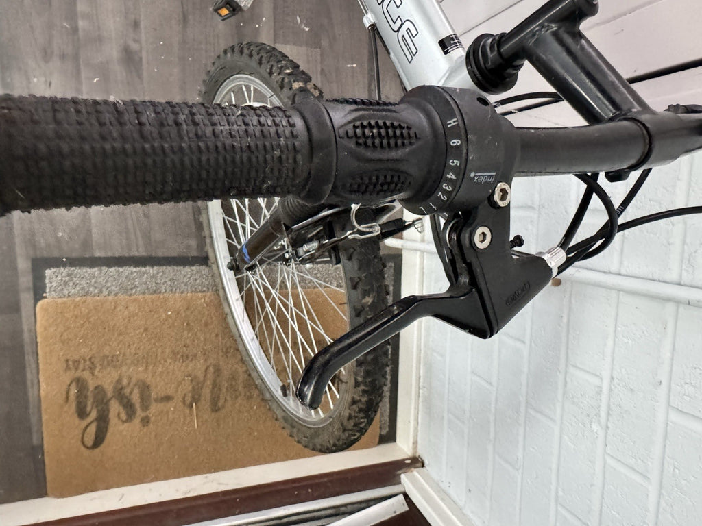 Challenge Gauntlet Folding Mountain Bike - 26" Wheels 18 Speed