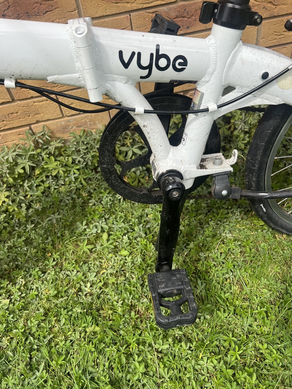 Dahon Vybe D7 Folding Bike (£599 New) white happy to ship