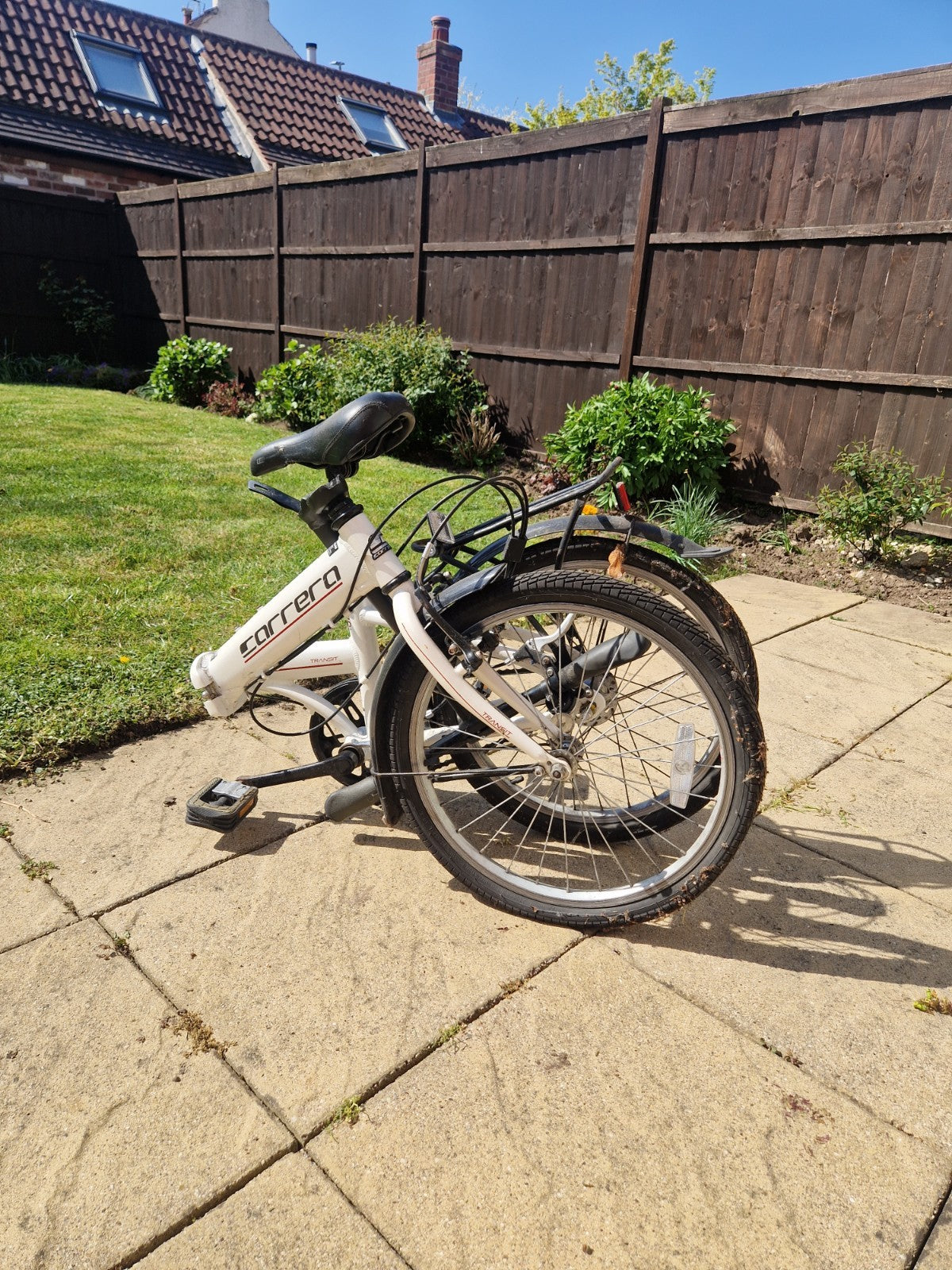 Carrera Transit 20'' 3-Speed White Lightweight Folding Bike (2,3 time used)