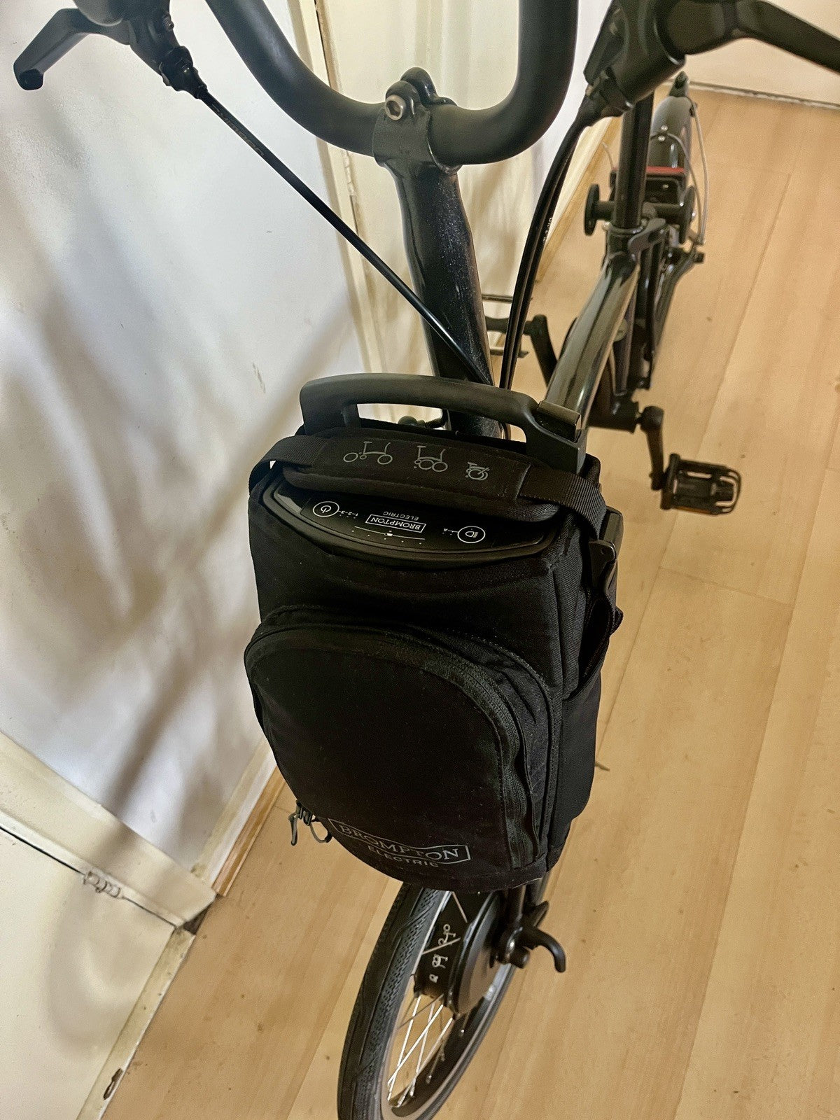 Brompton P Line Electrc Urban 4S, Midnight Black Edition Mid Handlebar RRP £3800