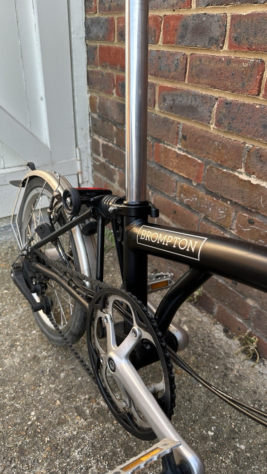 Brompton M6R Black Folding Bike 6-Speed,  2020 Model