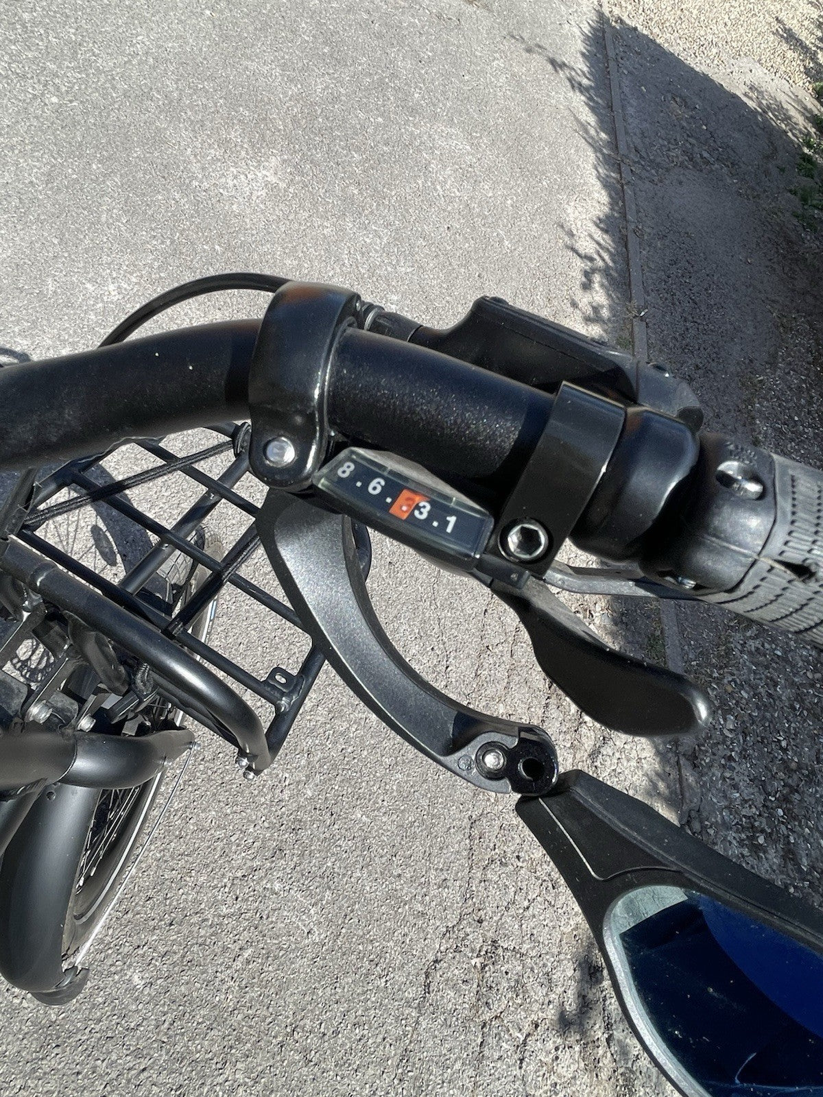 Tern Short Haul Cargo Bike With Extras To Carry Child