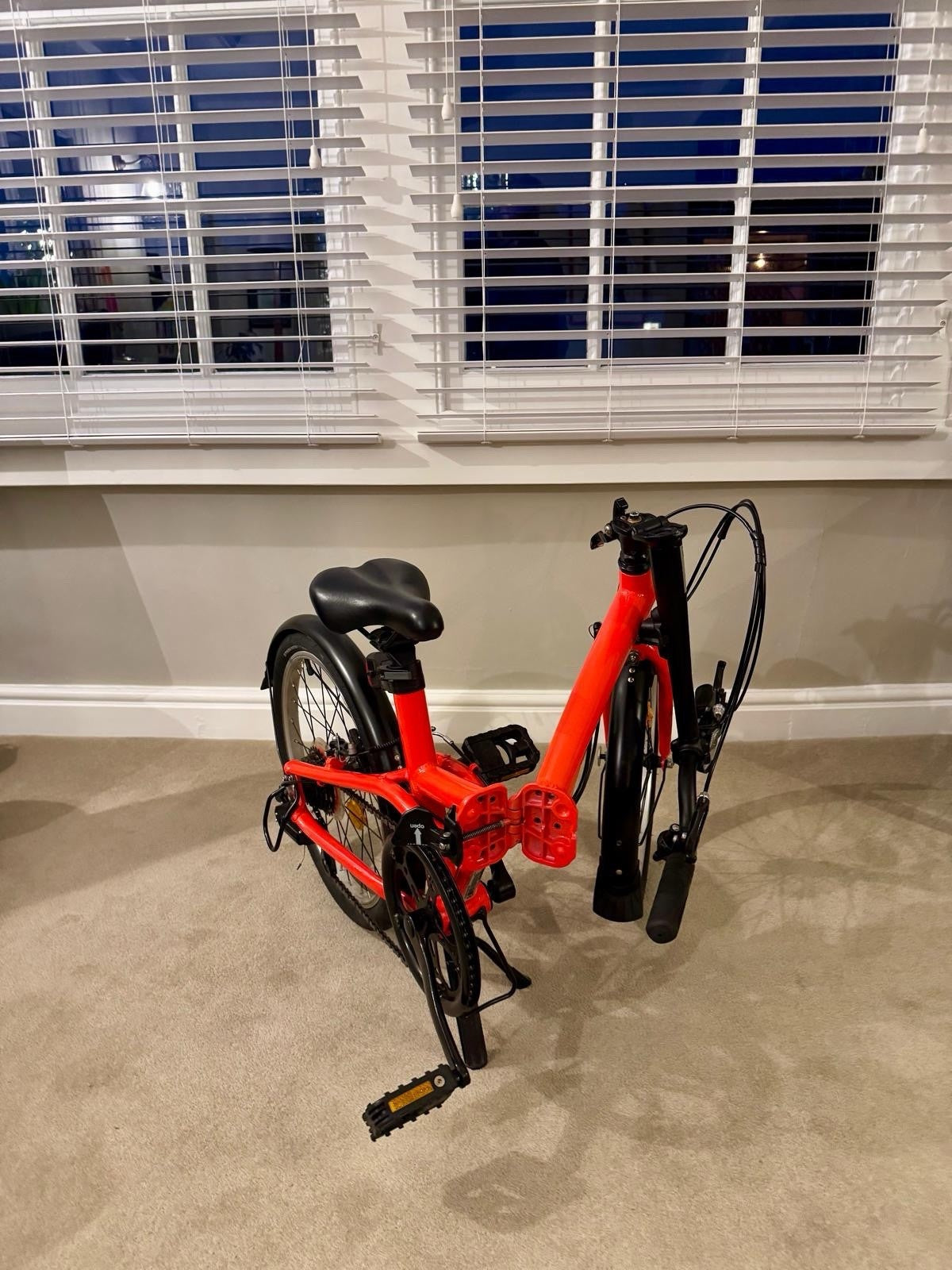 Oxylane Tilt 500 Folding Bike 6 Gears With Cover ,pump & Lock