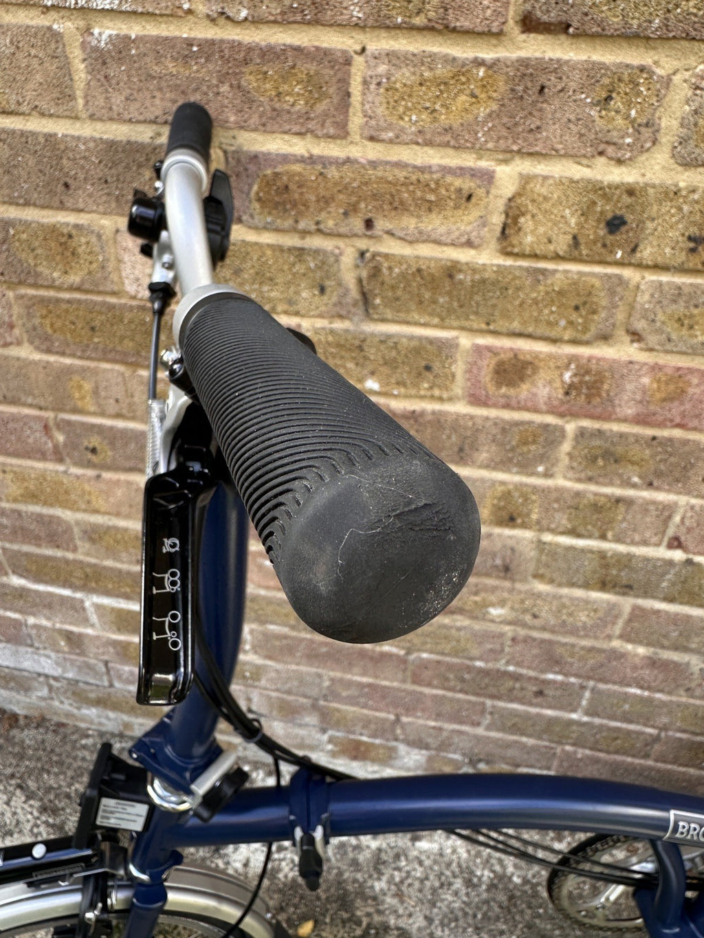 Brompton C Line Explore 2024 6-Speed, Tempest Blue, Excellent Condition, Lights