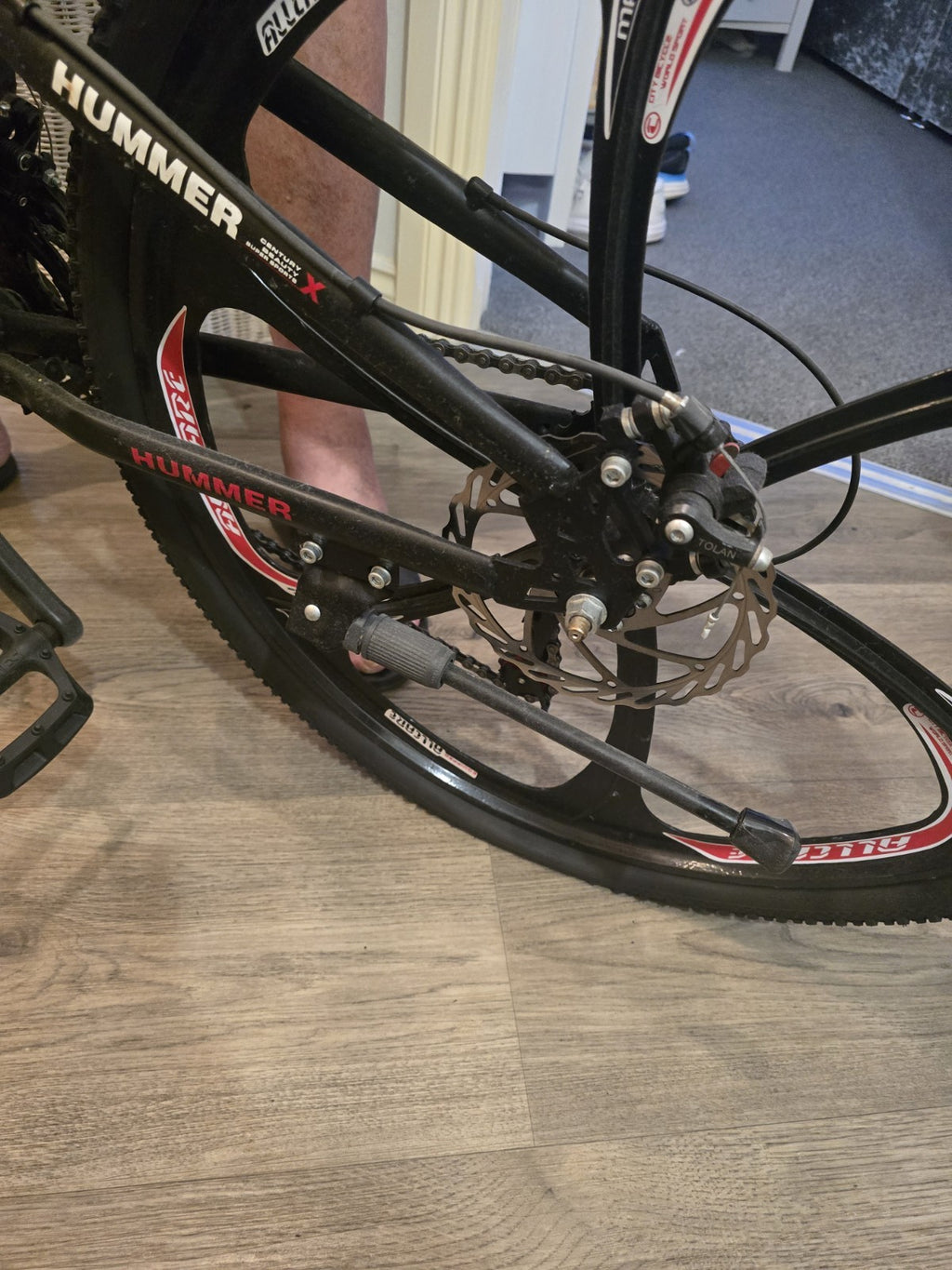 HELLIOT Hummer Mountain Bike 26in Folding Black/Red.