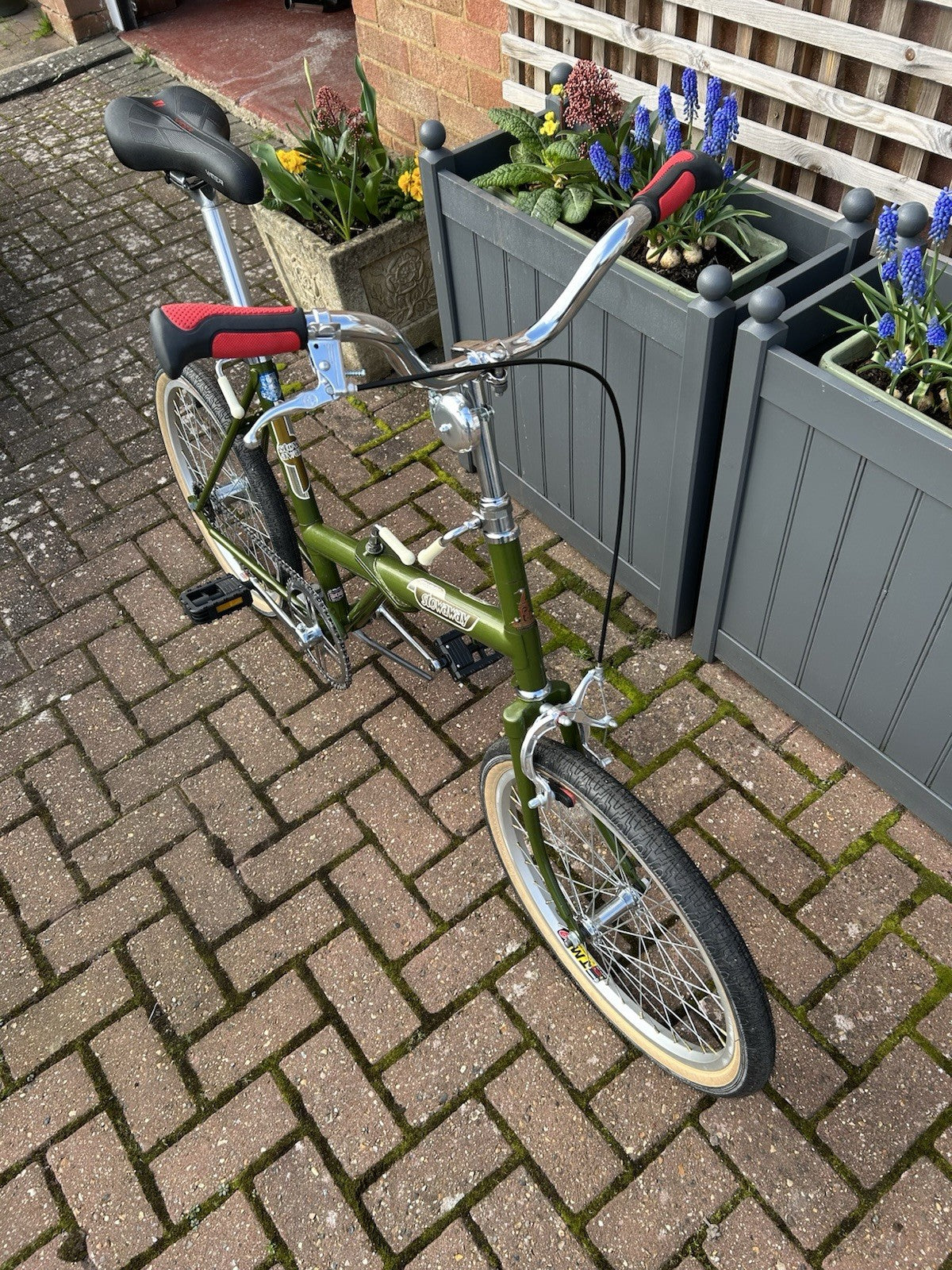Pair of Customised Retro Nottingham-built Steel Raleigh Stowaway Folding Bikes
