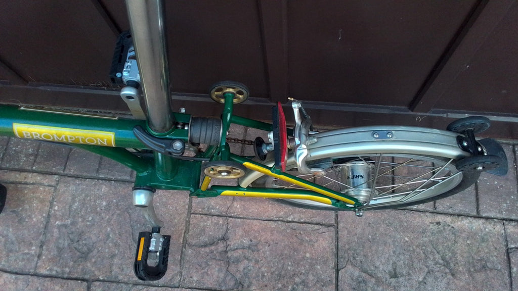 Brompton Folding Bike 3-Speed, Green.  Good Condition And  Ready For Use.