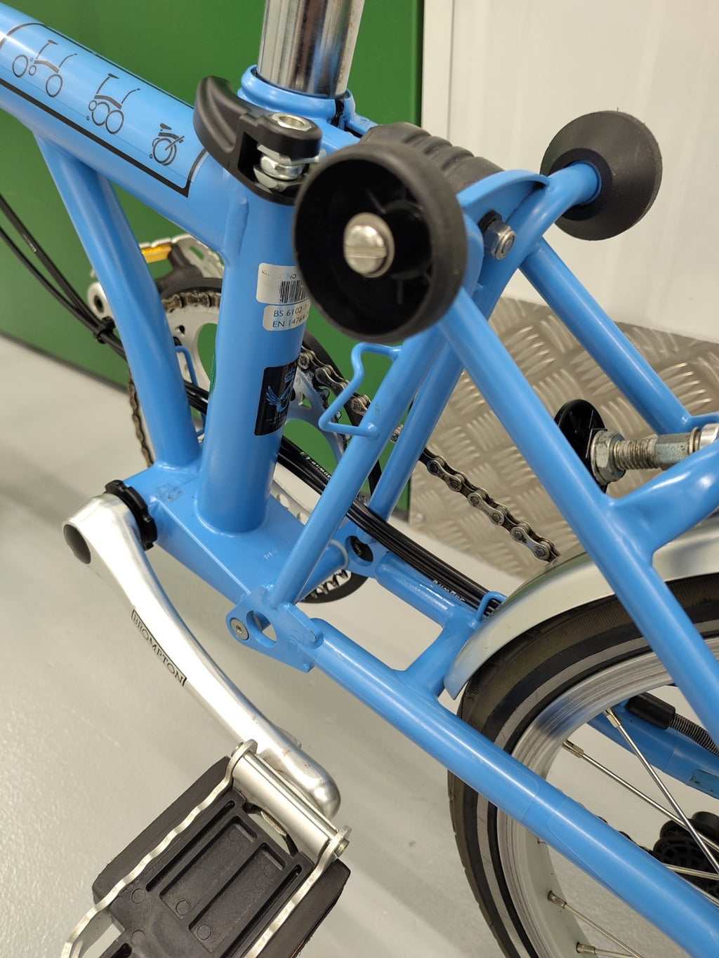 Brompton C Line Explore M6R rack mudguards six gears medium Only test ridden