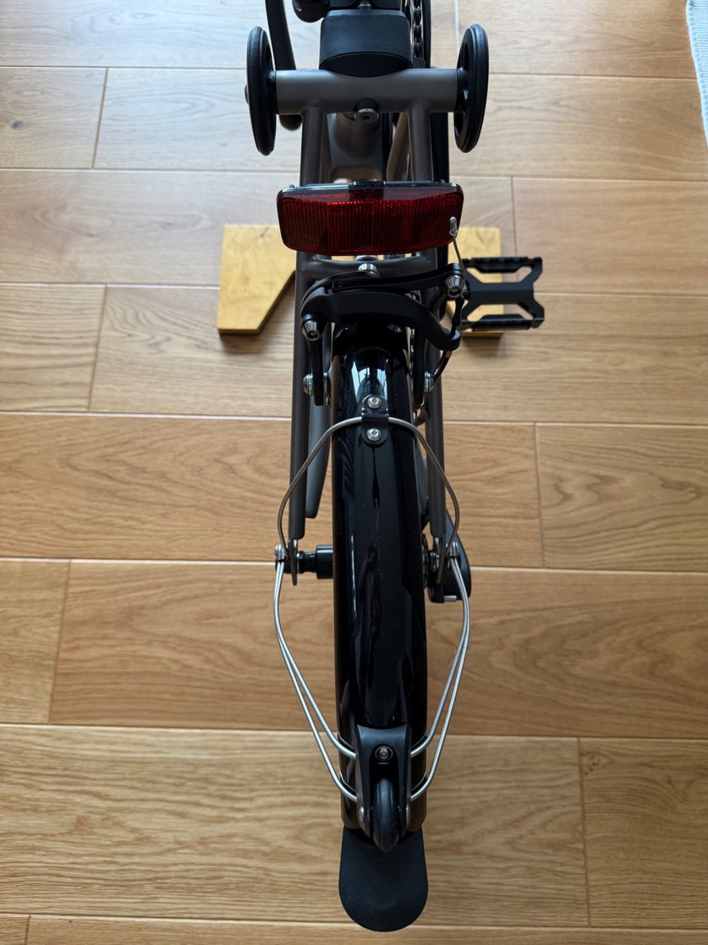Brompton T-Line 4-Speed Titanium Folding Bike Low Handlebar- Excellent Condition