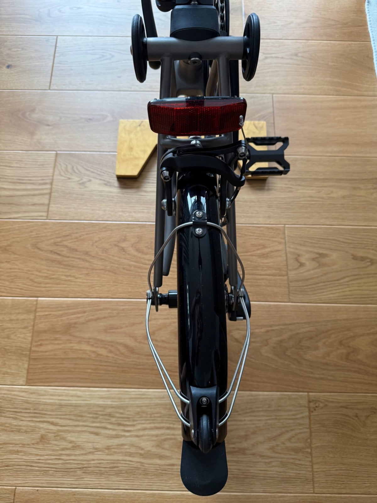 Brompton T-Line 4-Speed Titanium Folding Bike Low Handlebar- Excellent Condition
