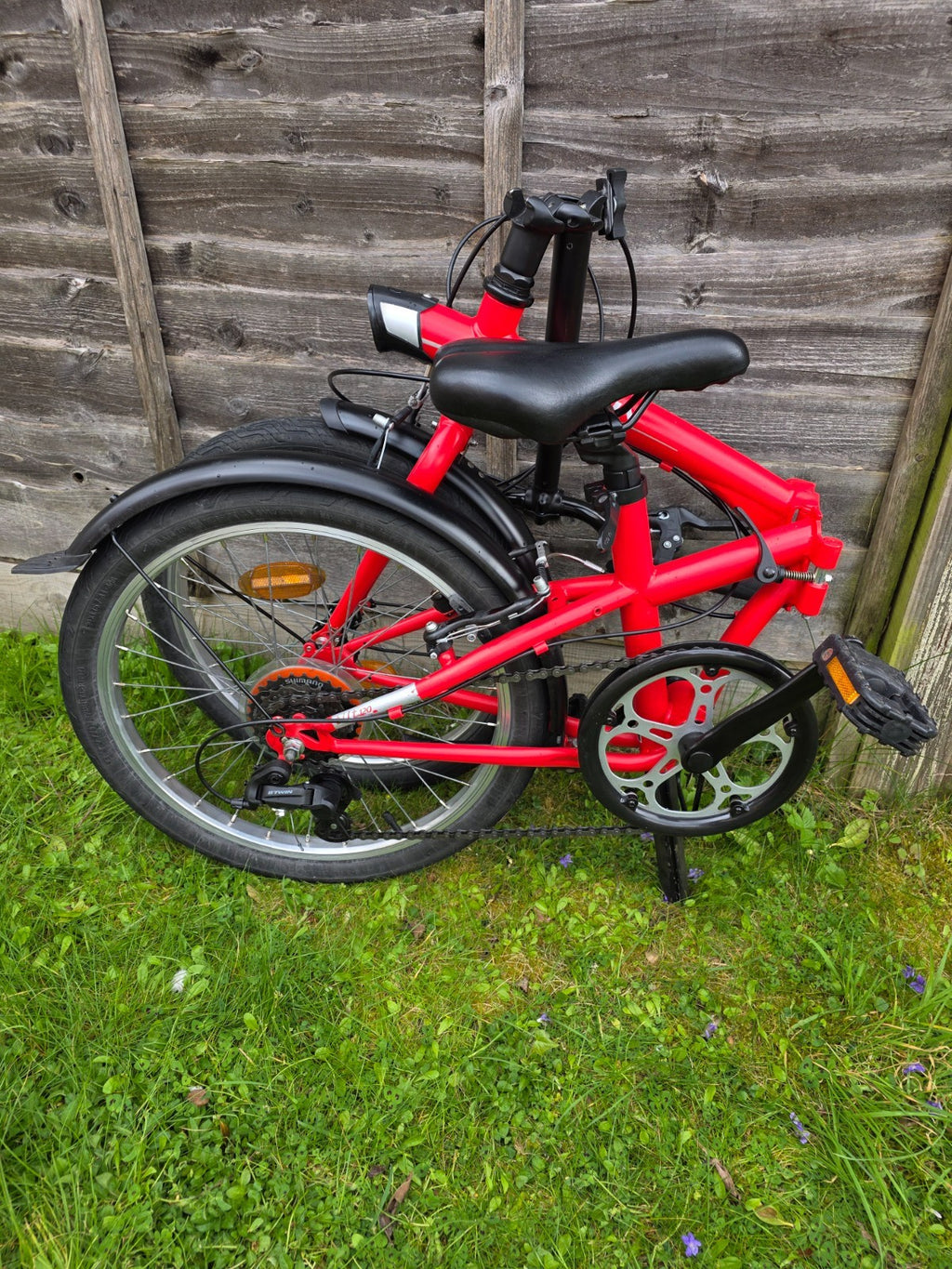 Btwin pre-owned folding bike, red, in very good conditions + bonus (sturdy bag)