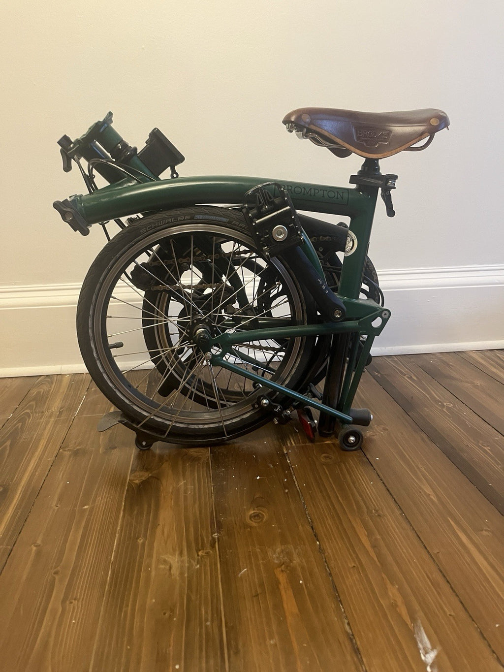 Brompton C Line 2-Speed Folding Bicycle Green Excellent Condition with Tool Kit