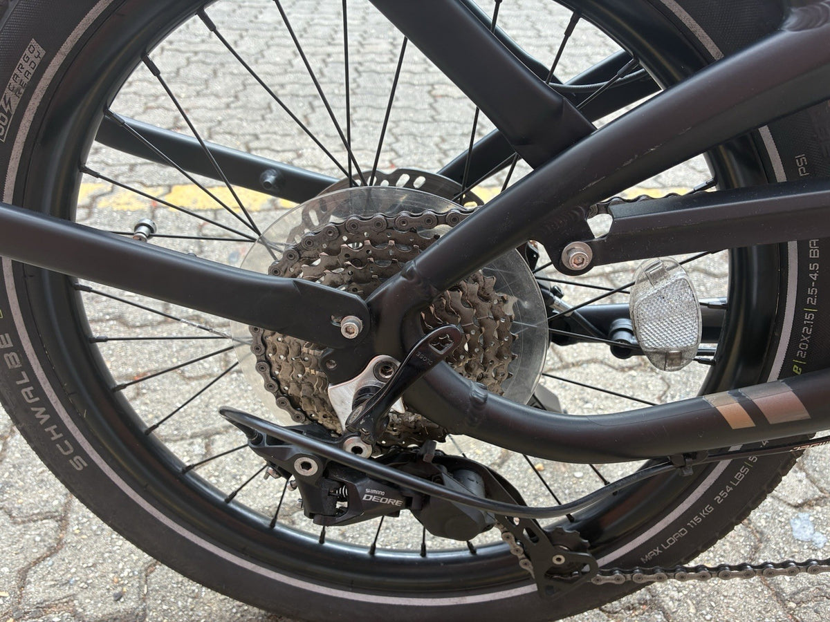 Tern Vektron folding bike