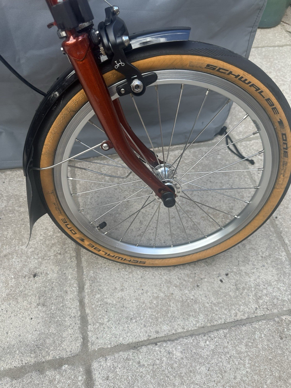 Brompton S6L, excellent condition £600+ in upgrades.