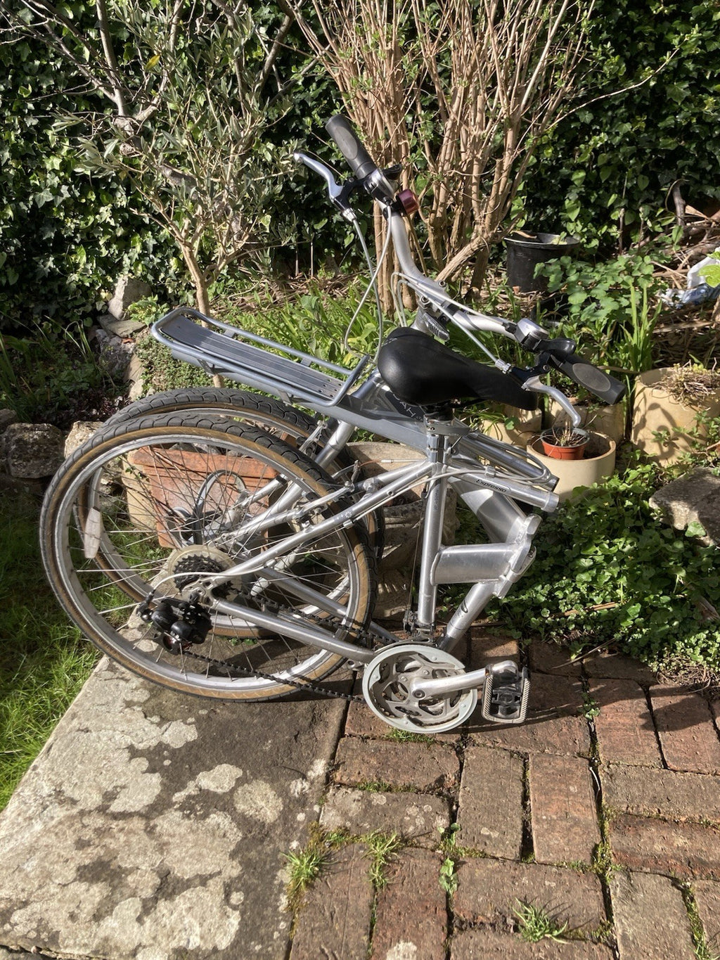 Dahon Expresso D24 Aluminium Folding Bike With Cover