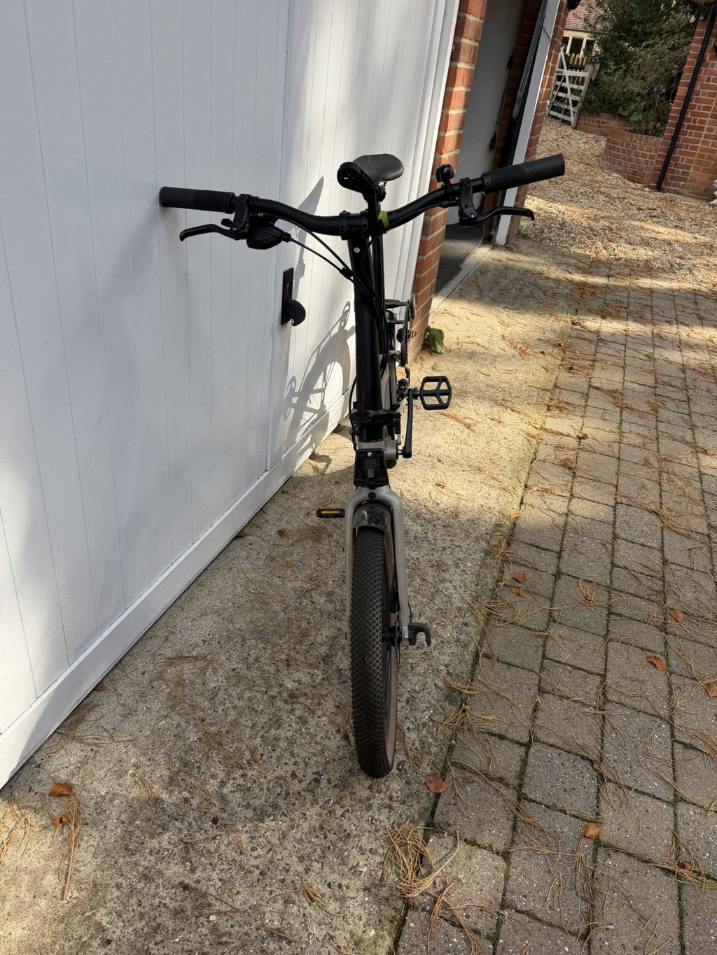 Brompton G Line 8 Speed Folding Bicycle, Traildust White, Large, Brompton Extras