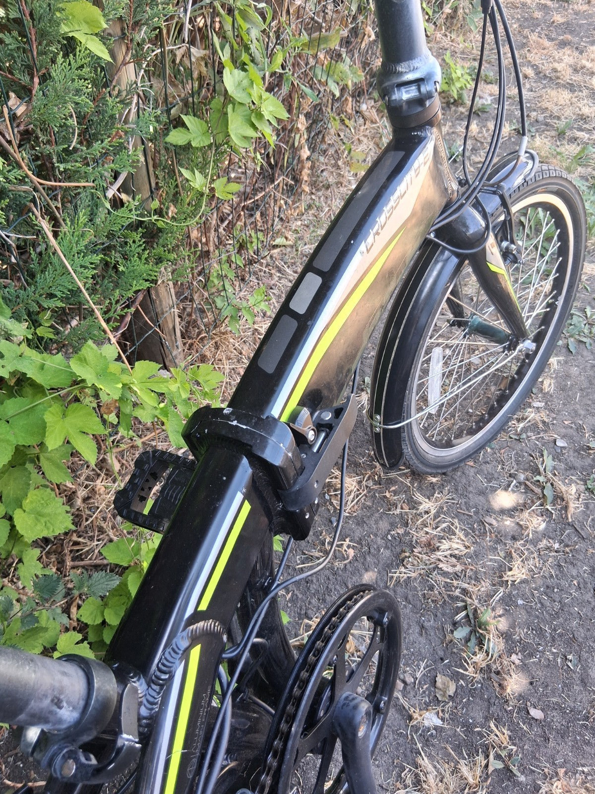 Carrera Crosscity E Folding Bike