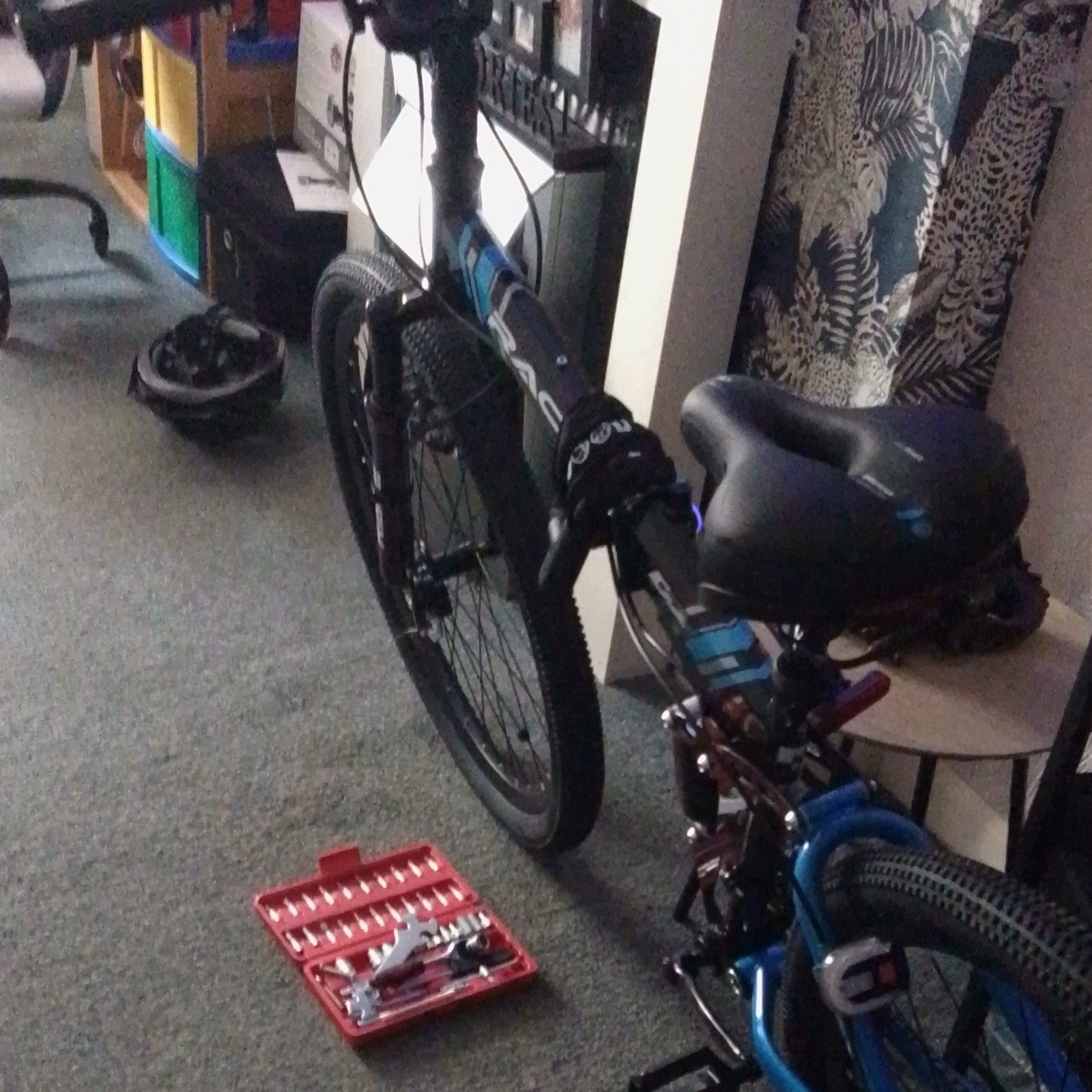 Adult Folding 27.5 Inch  MTB Brand New  Wth Lights /Spedo  Not Ridden Due To Age