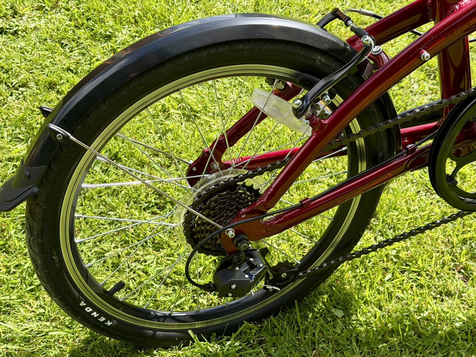 Tern Link A7 Folding Bike - Metallic Red - Rarely Used - Excellent Condition