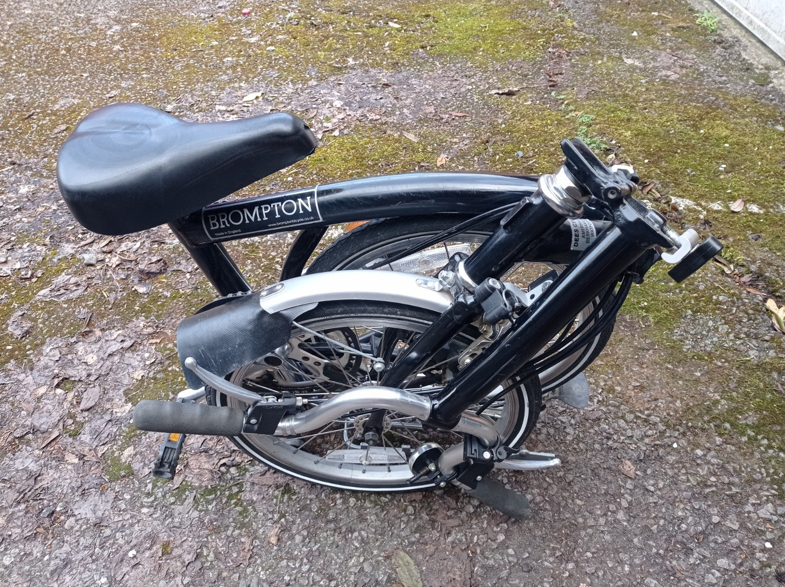 Brompton folding bike 3 speed M3L - black- FREE Delivery to Oxford