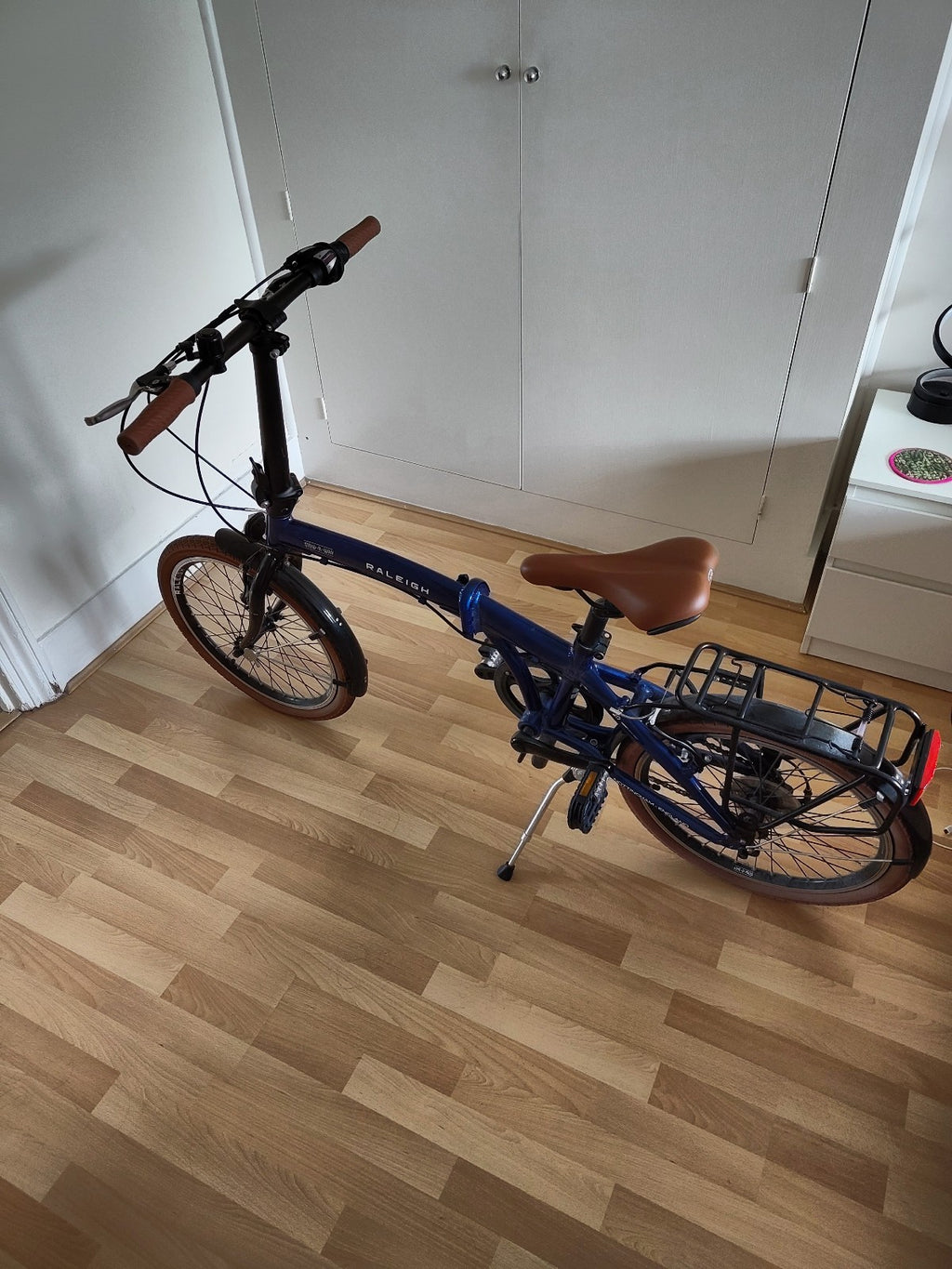 Raleigh Stowaway Folding Bike 2023 Blue Good Condtion Shimano 7 Speed