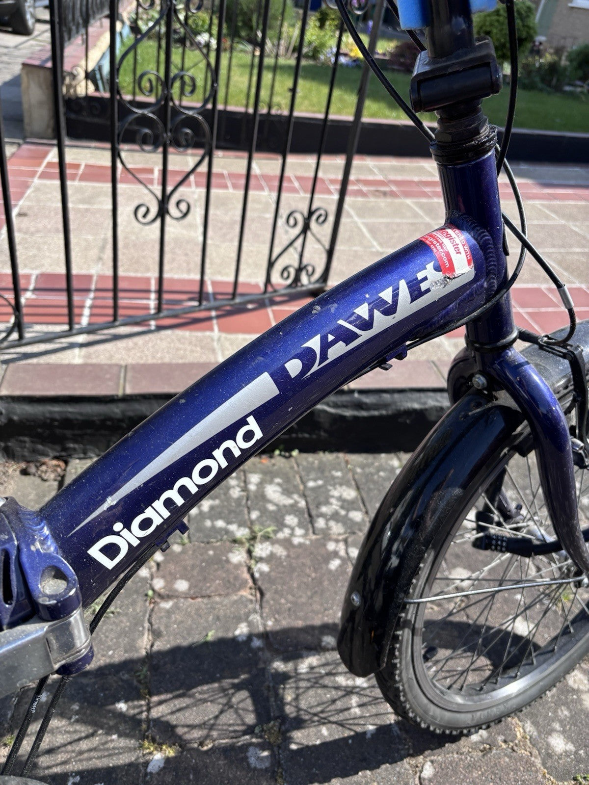Folding Bike Diamond Dawes 3 Speed Rear Hub, Basket, Saddle Bag.