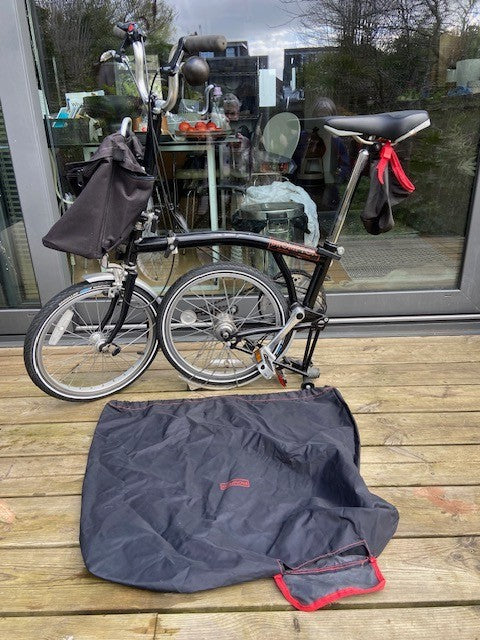 Brompton C Line M5L (5 Speed) folding bicycle - Black - used but hardly ridden
