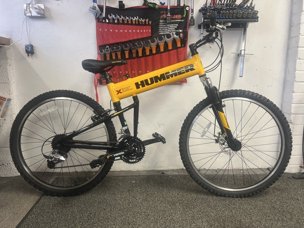 Montague Hummer Folding Bike. Original paperwork. Never ridden.