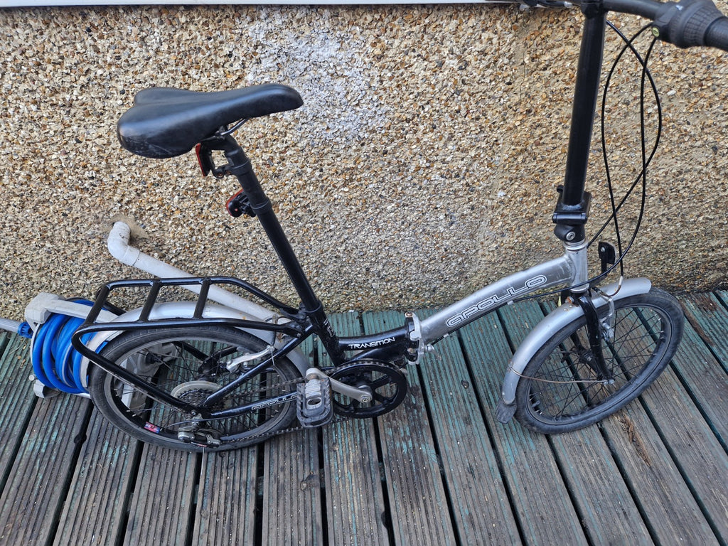 Apollo Transition Folding Bike.  20" Wheels.