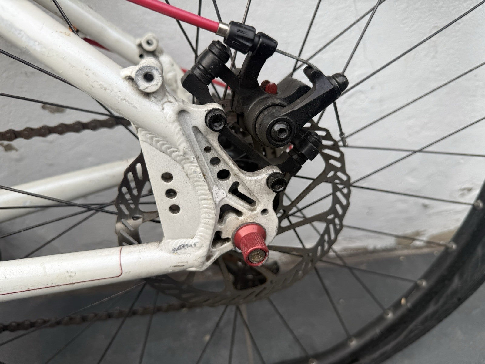 Dahon Cadenza P18 Folding Hybrid Bike Medium, 26-inch Wheels, Disc Brakes