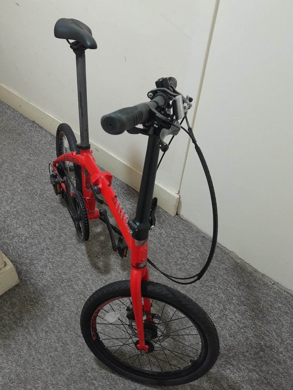 Carrera Intercity Folding Bicycle 8-Speed, Colours Orange Black
