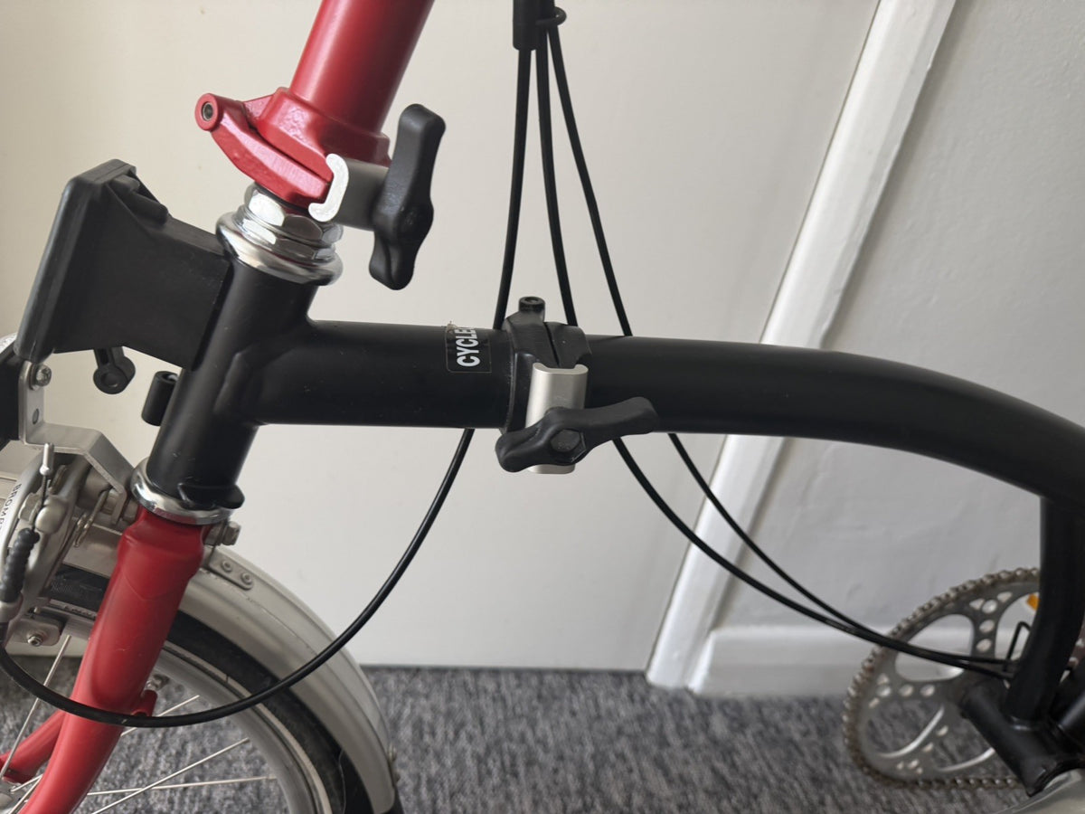 Brompton M3L (3 Speed) folding bicycle - Black/Red  (EXCELLENT CONDITION!)