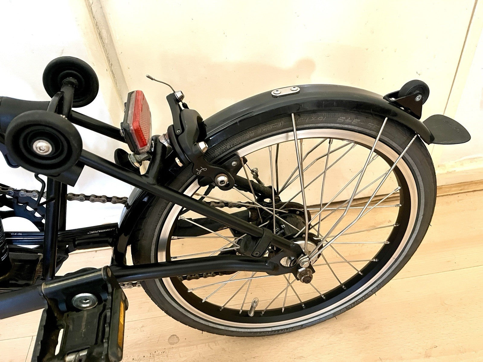 Brompton C Line 6 Speed, Black Lacquer Edition Mid Handlebar 2023