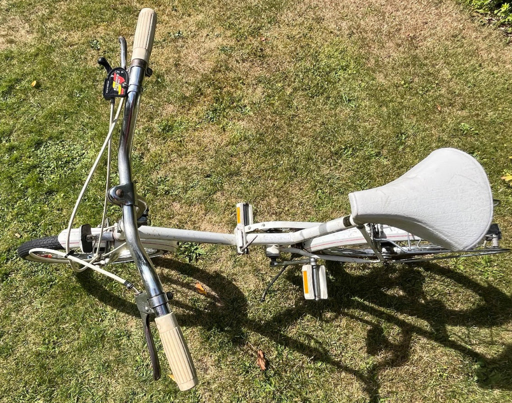 UNIVERSAL : 20" Wheel UniSport Sturmey Archer 3 Speed 1980s Vintage Folding Bike