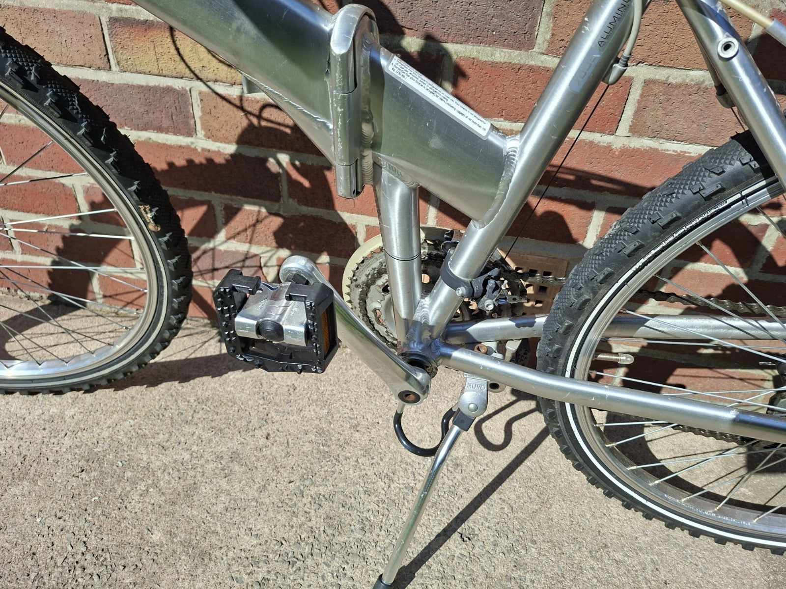 DAHON Espresso Folding Bike 26in Aluminium Derailleur V-Brake Silver