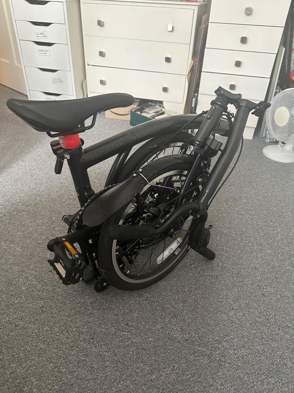 Brompton P Line 2022 4 Speed Mid Handlebar Midnight Black *ONLY USED ONCE*