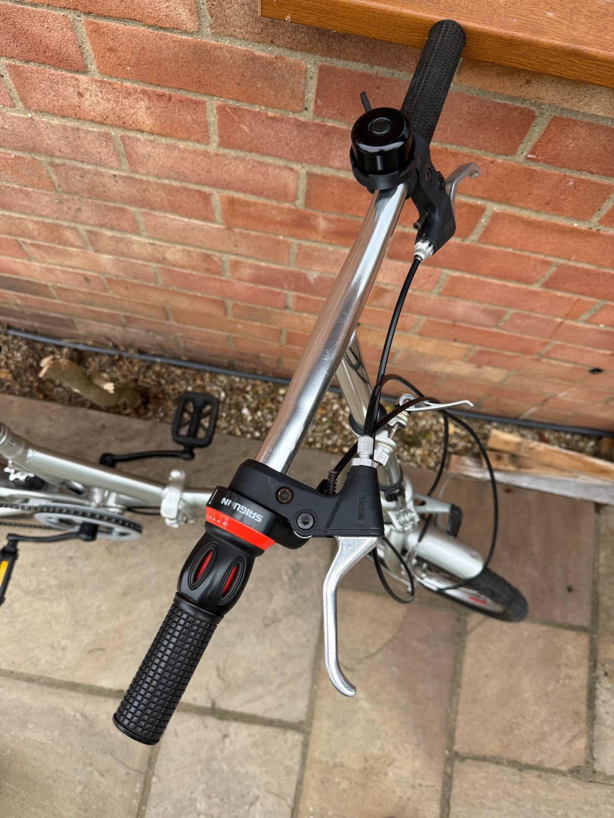 Lightweight Alloy Folding City Bicycle - Silver
