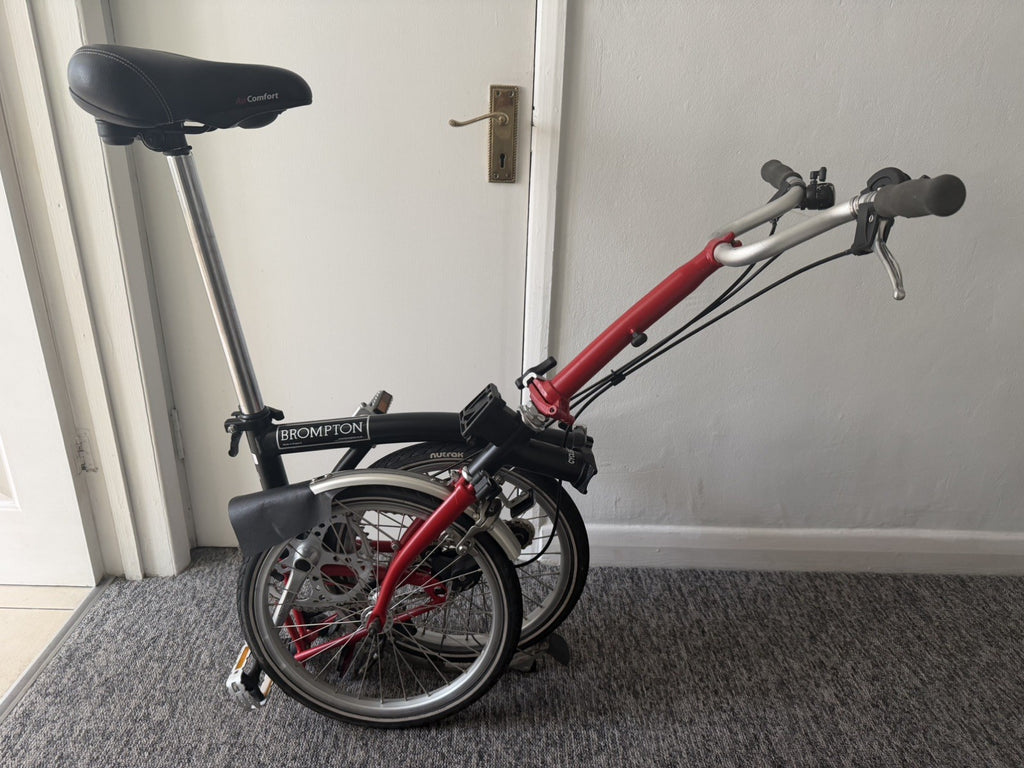 Brompton M3L (3 Speed) folding bicycle - Black/Red  (EXCELLENT CONDITION!)