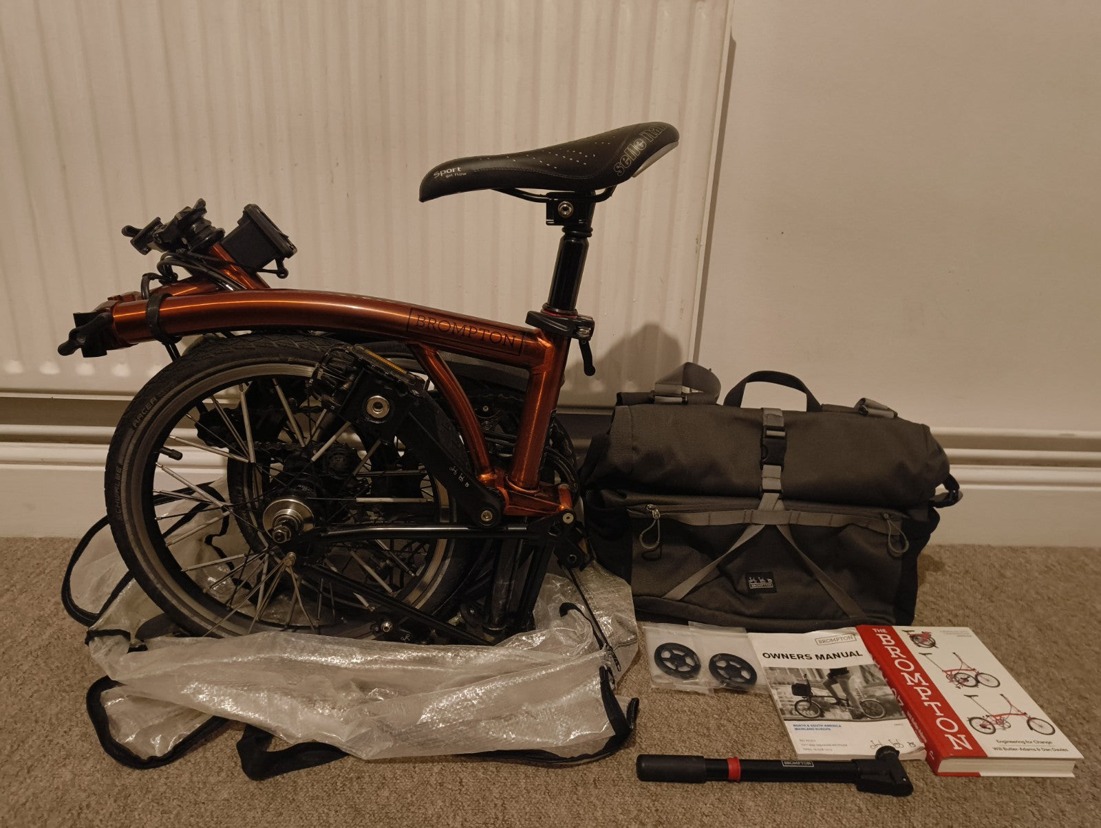 Brompton M6L 2022 Black Edition Flame Lacquer +Dynamo Lights, Large Bag And More