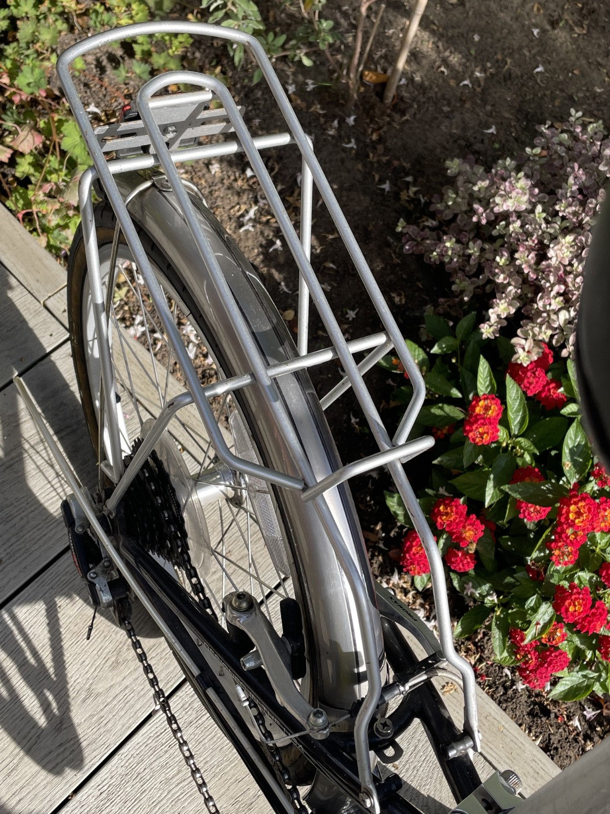 Dahon Speed Folding Bike 6 Speed Excellent condition