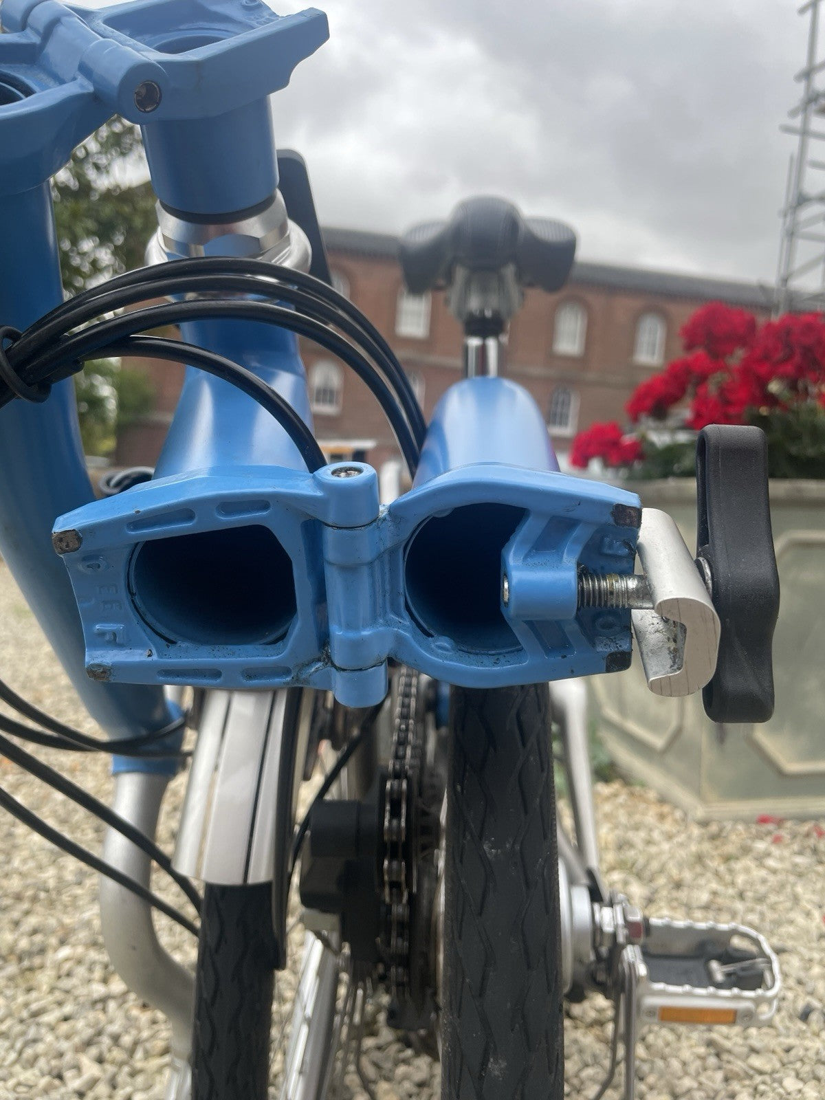 Brompton M6L-X Superlight Titanium 6 Speed - Tempest Blue - Excellent Condition